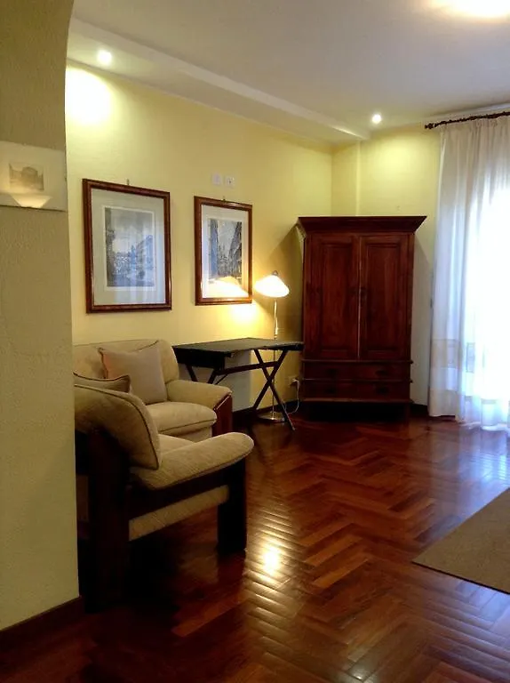 Belon B&B Poli Casilino 2*, Rome Italy